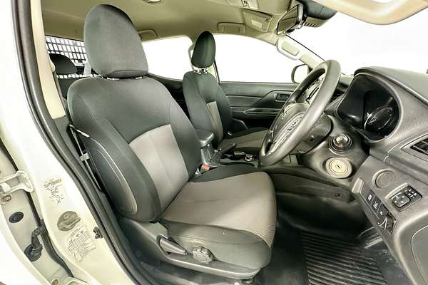 2022 Mitsubishi TRITON GLX (4x4) MR MY22 4X4