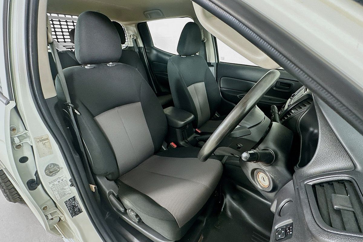 2022 Mitsubishi TRITON GLX (4x4) MR MY22 4X4