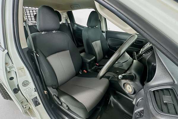 2022 Mitsubishi TRITON GLX (4x4) MR MY22 4X4