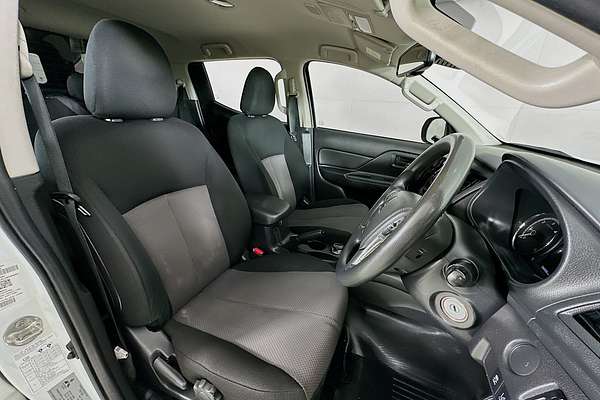 2021 Mitsubishi TRITON GLX (4x4) MR MY22 4X4