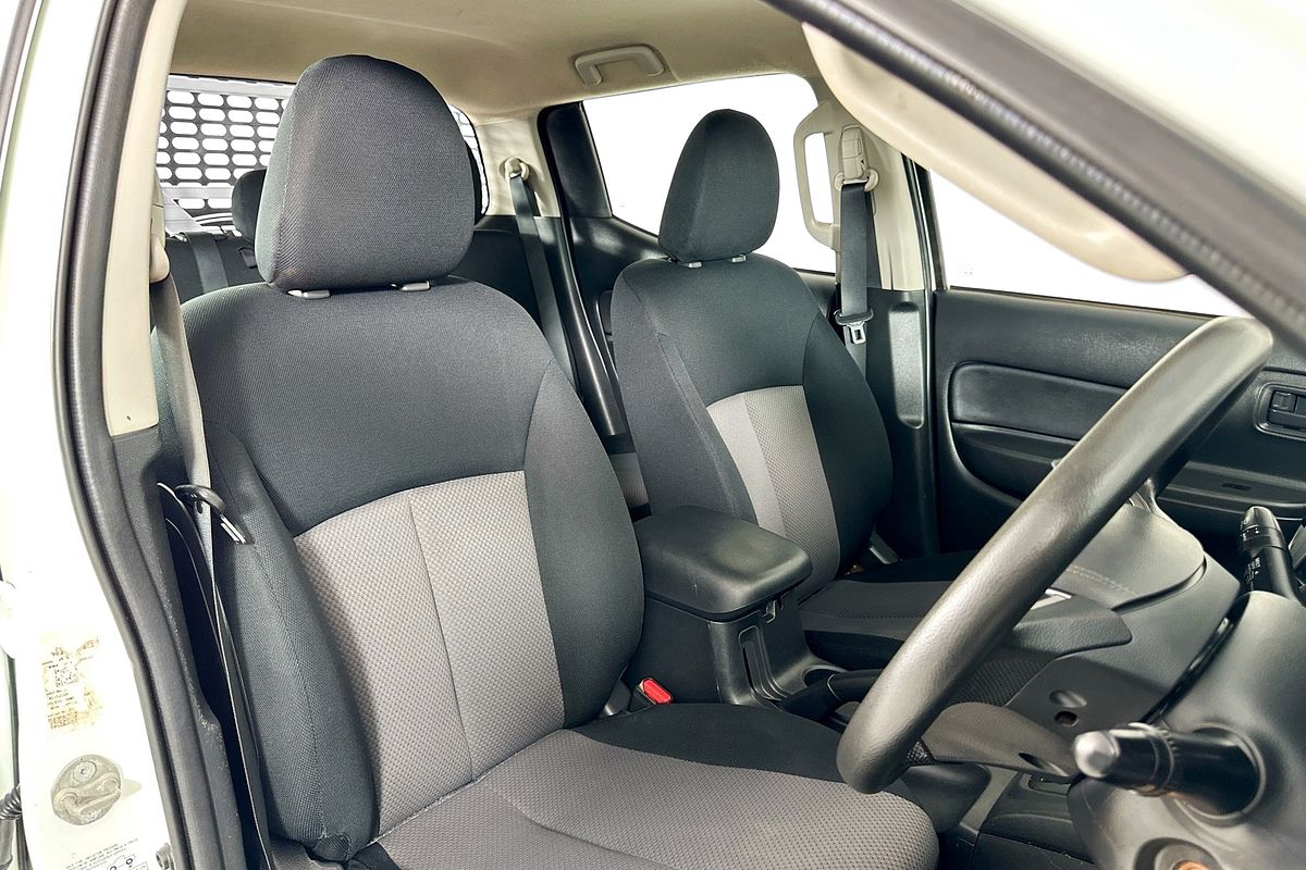 2022 Mitsubishi TRITON GLX (4x4) MR MY22 4X4