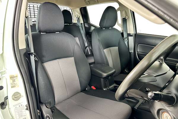 2022 Mitsubishi TRITON GLX (4x4) MR MY22 4X4