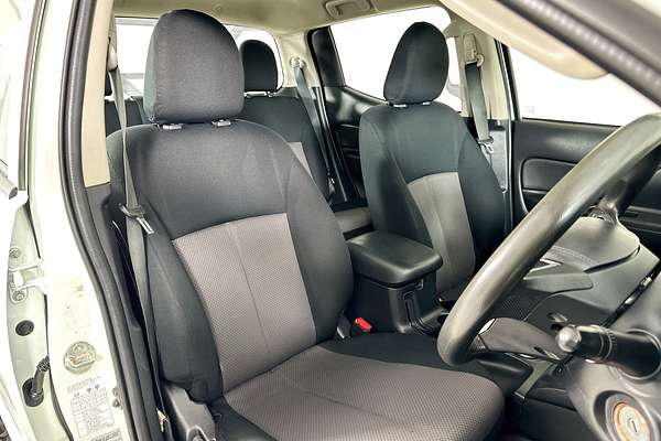 2022 Mitsubishi TRITON GLX (4x4) MR MY22 4X4