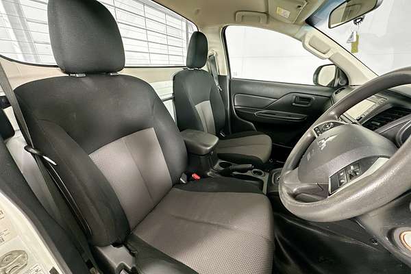 2022 Mitsubishi TRITON GLX (4x2) MR MY22 4x2