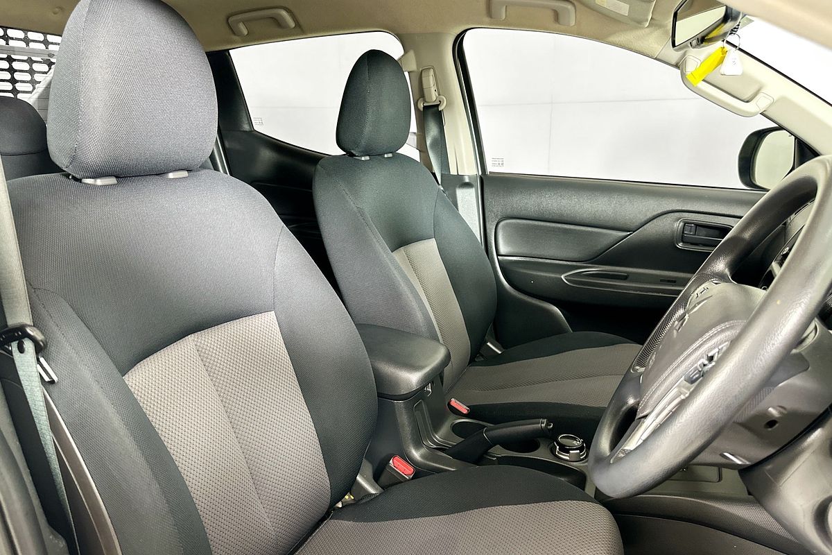 2021 Mitsubishi TRITON GLX (4x4) MR MY22 4X4