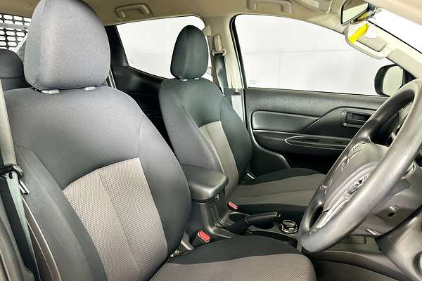 2021 Mitsubishi TRITON GLX (4x4) MR MY22 4X4