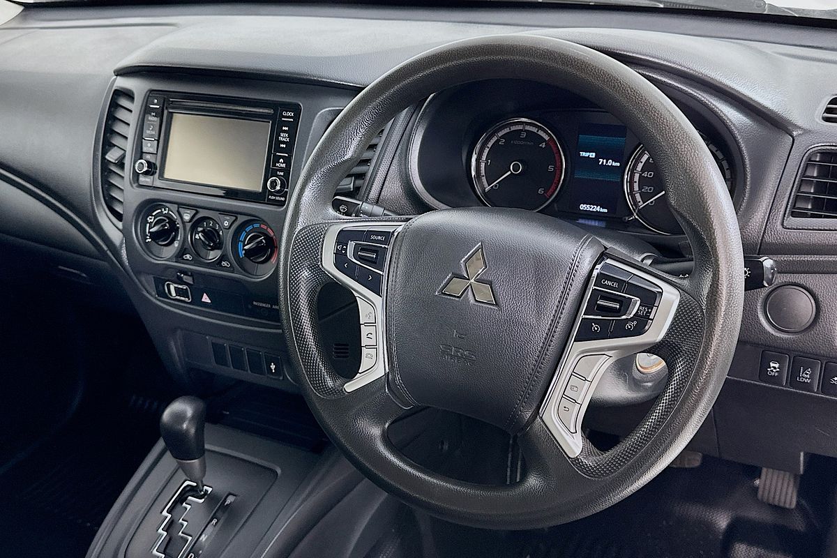 2021 Mitsubishi Triton GLX MR 4X4