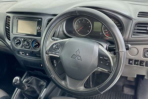 2017 Mitsubishi Triton GLX MQ REAR WHEEL DRIVE