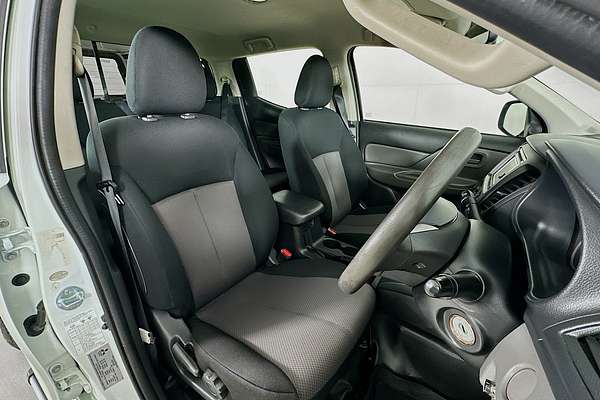 2017 Mitsubishi TRITON GLX PLUS (4x4) MQ MY17 4X4