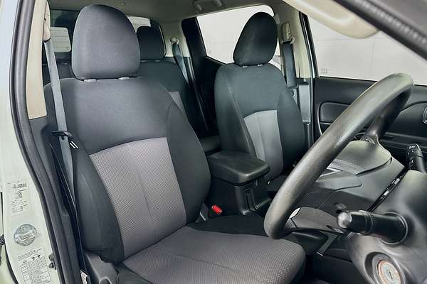 2022 Mitsubishi TRITON GLX (4x2) MR MY22.5 REAR WHEEL DRIVE