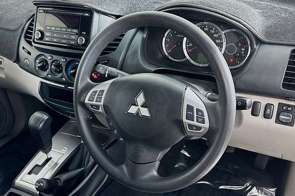 2014 Mitsubishi Triton GLX MN 4X4