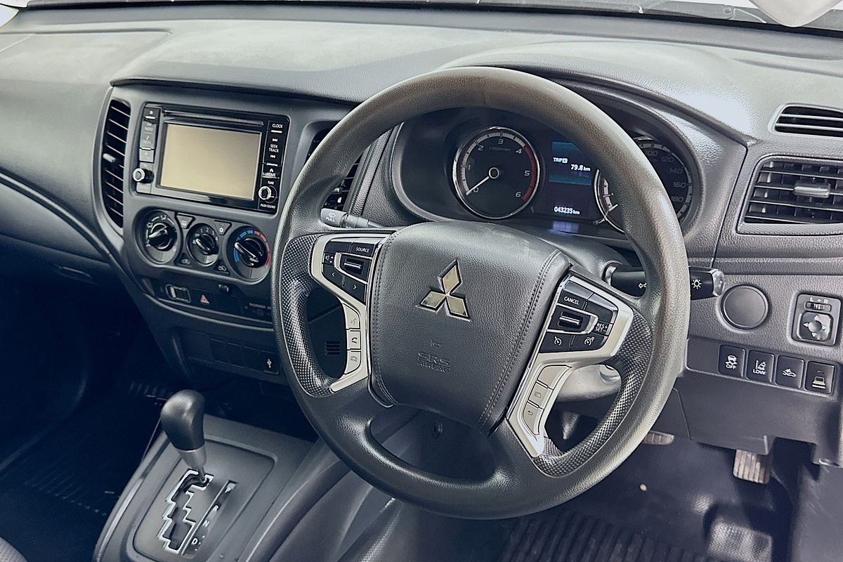2022 Mitsubishi TRITON GLX (4x4) MR MY22 4X4