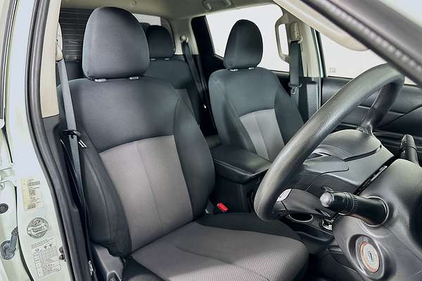 2021 Mitsubishi TRITON GLX+ (4x4) MR MY22 4X4