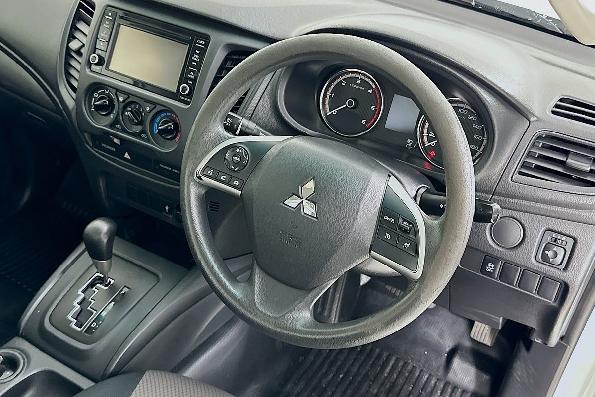 2021 Mitsubishi TRITON GLX (4x2) MR MY21 4x2
