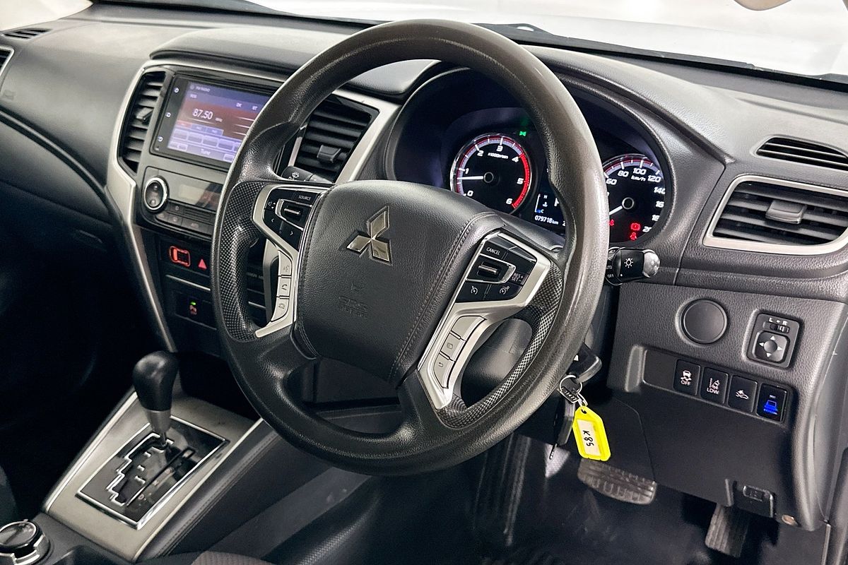 2022 Mitsubishi TRITON GLX+ (4x4) MR MY22 4X4