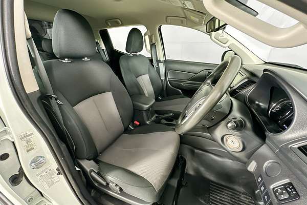 2022 Mitsubishi TRITON GLX (4x2) MR MY22 4x2