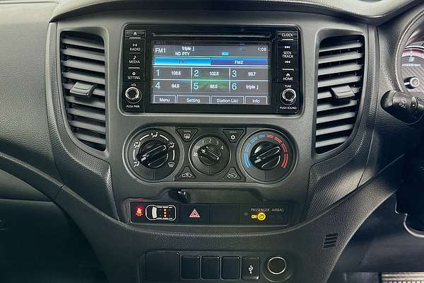 2021 Mitsubishi Triton GLX MR 4X4