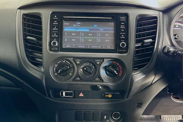 2022 Mitsubishi TRITON GLX (4x4) MR MY22 4X4