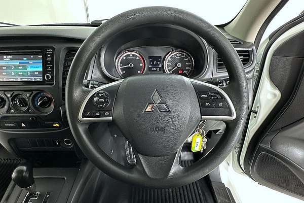 2020 Mitsubishi TRITON GLX (4x2) MR MY21 4x2