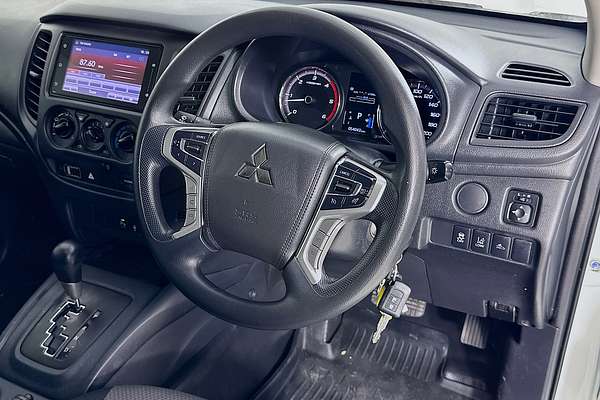 2023 Mitsubishi TRITON GLX (4x2) MR MY23 REAR WHEEL DRIVE