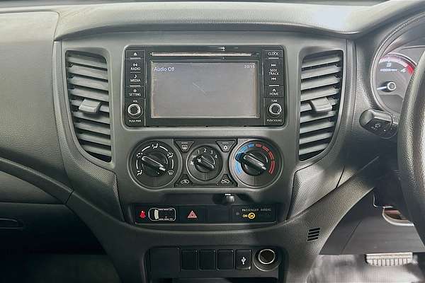 2022 Mitsubishi TRITON GLX (4x4) MR MY22 4X4