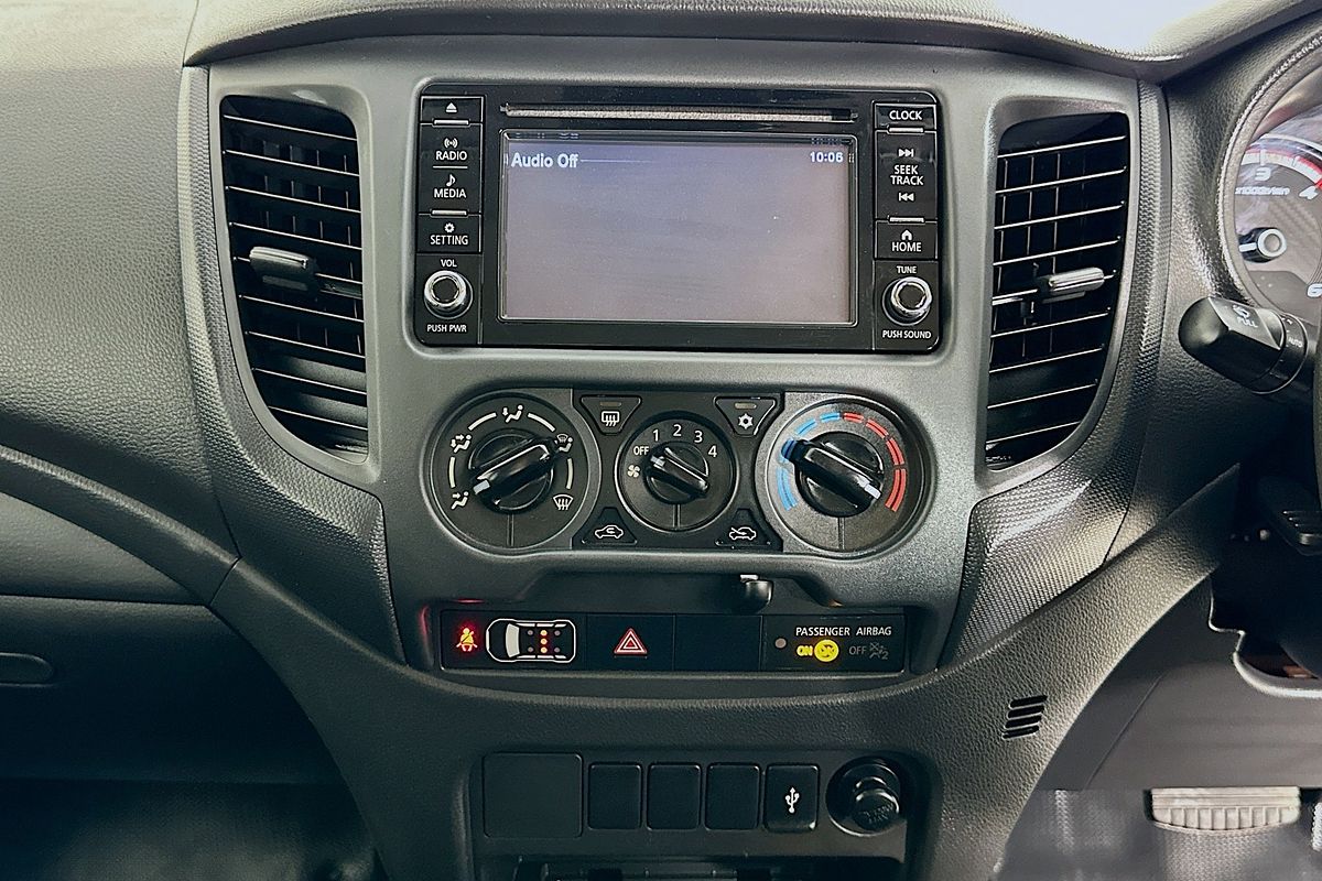 2022 Mitsubishi TRITON GLX (4x4) MR MY22 4X4