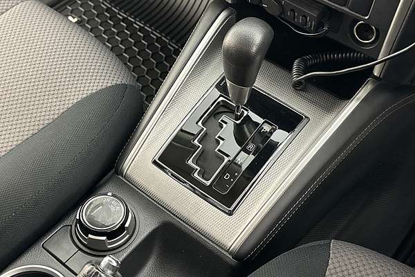 2021 Mitsubishi TRITON GLX+ (4x4) MR MY22 4X4