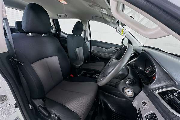 2017 Mitsubishi TRITON GLX PLUS (4x4) MQ MY17 4X4