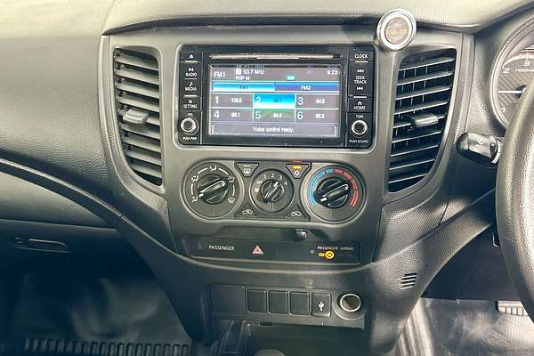 2022 Mitsubishi TRITON GLX (4x2) MR MY22 4x2