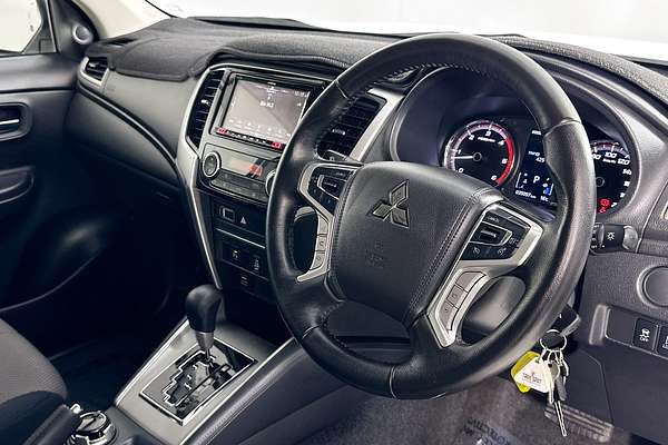 2021 Mitsubishi TRITON GLX-R (4x4) MR MY22 4X4