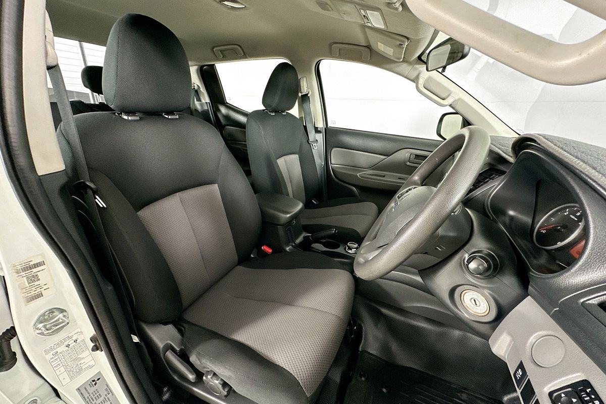 2017 Mitsubishi TRITON GLX (4x4) MQ MY17 4X4