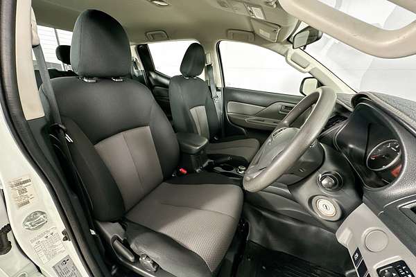 2017 Mitsubishi TRITON GLX (4x4) MQ MY17 4X4