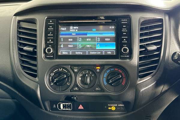 2022 Mitsubishi TRITON GLX (4x4) MR MY22 4X4