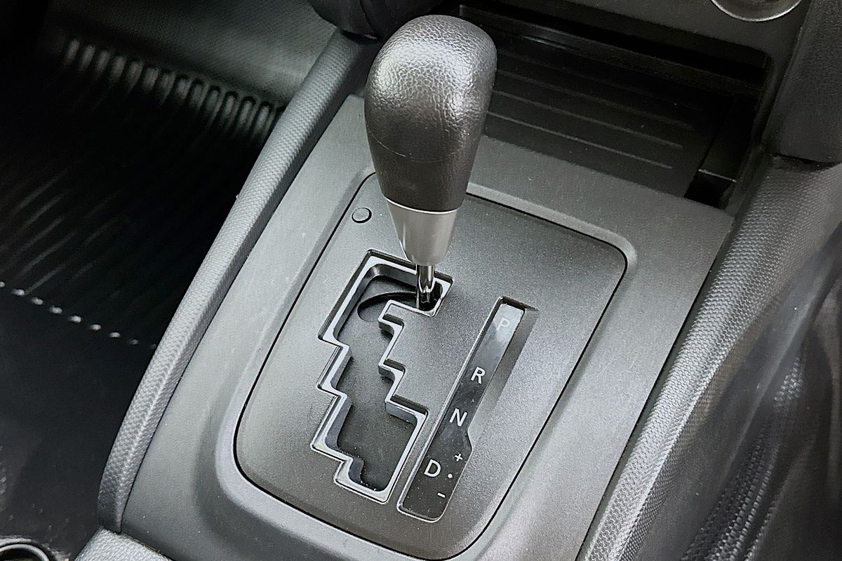 2021 Mitsubishi Triton GLX MR 4X4