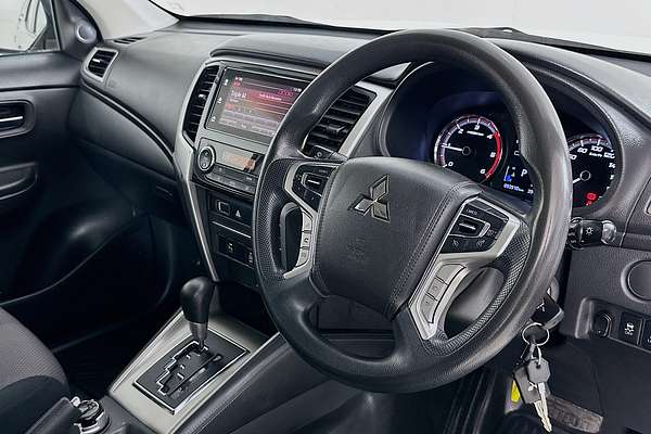 2019 Mitsubishi TRITON GLX PLUS (4x4) MR MY19 4X4