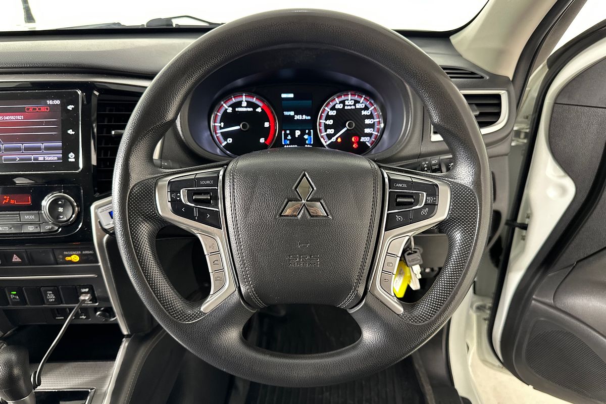 2021 Mitsubishi TRITON GLX+ (4x4) MR MY21 4X4