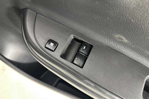 2020 Mitsubishi Triton GLX MR Rear Wheel Drive