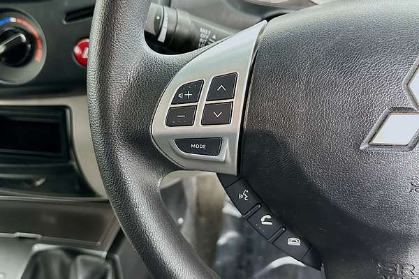 2014 Mitsubishi Triton GLX MN 4X4