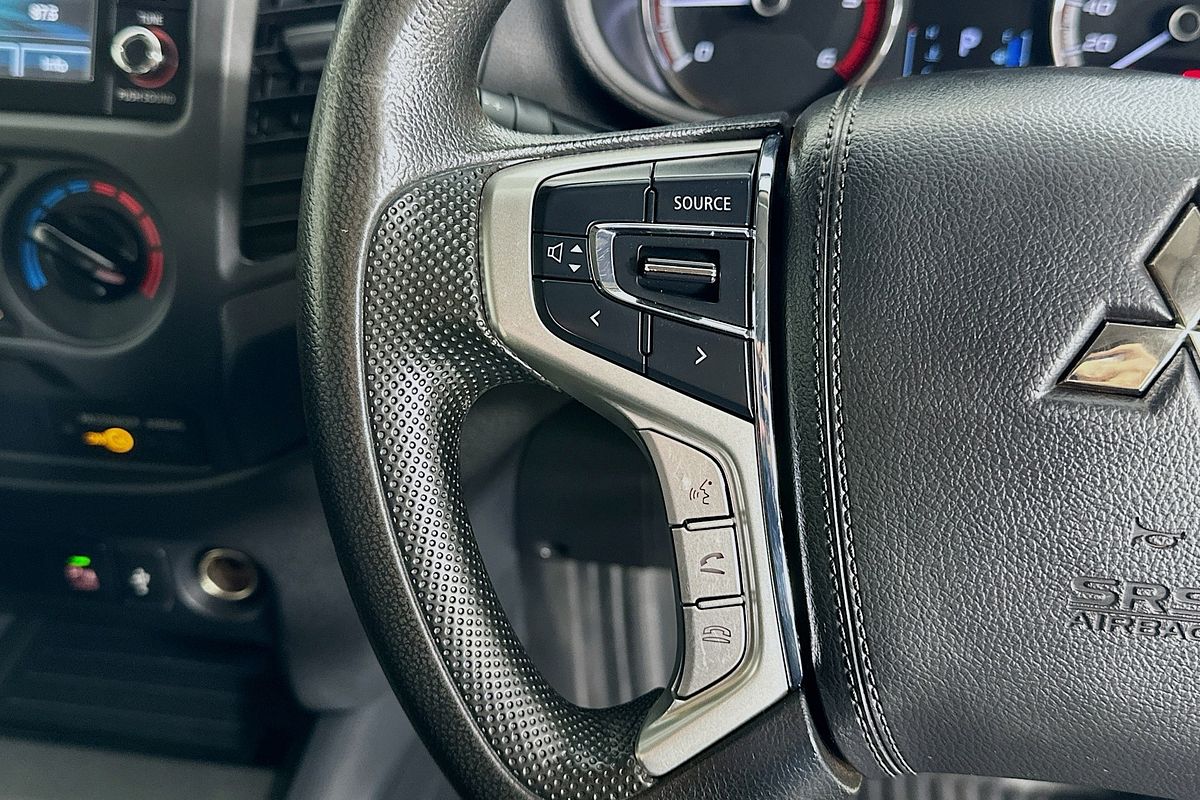 2022 Mitsubishi TRITON GLX+ (4x4) MR MY22 4X4