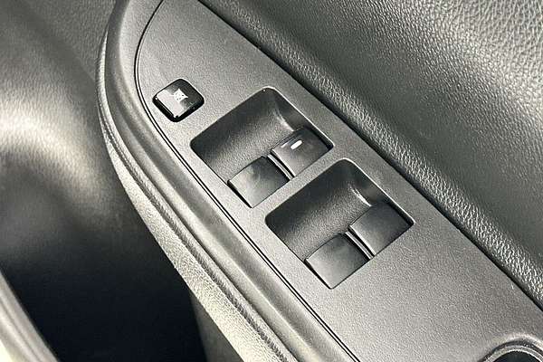 2022 Mitsubishi TRITON GLX (4x2) MR MY22 4x2