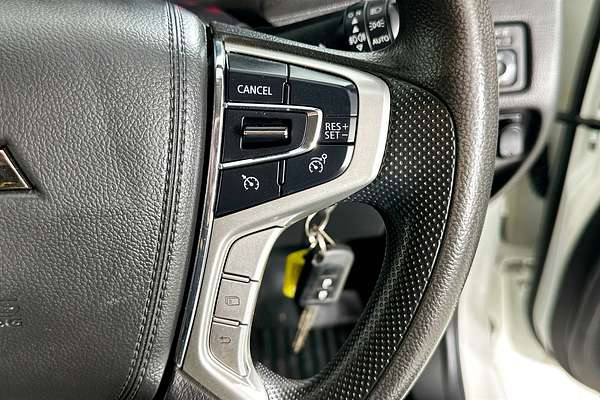 2022 Mitsubishi TRITON GLX (4x4) MR MY22 4X4