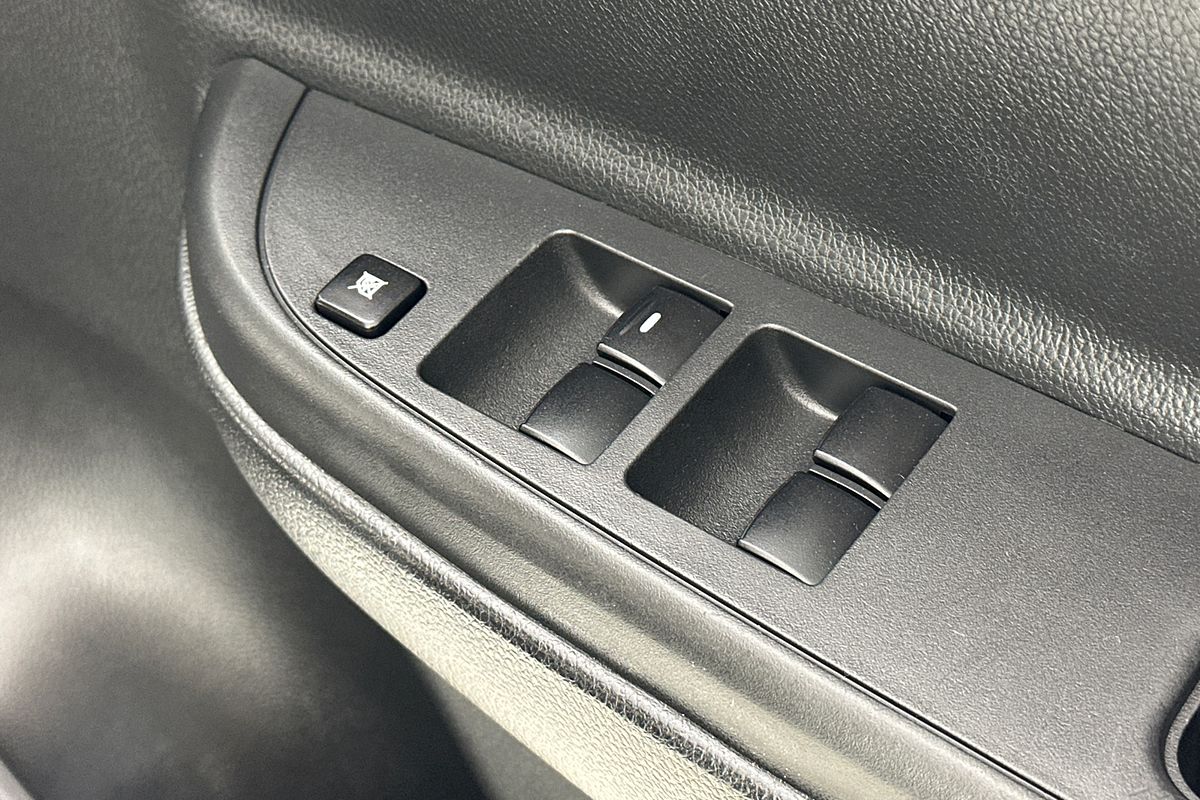 2021 Mitsubishi TRITON GLX (4x4) MR MY21 4X4