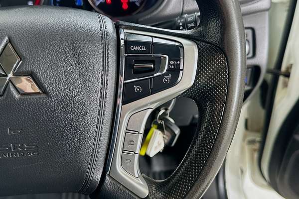 2022 Mitsubishi TRITON GLX+ (4x4) MR MY22 4X4