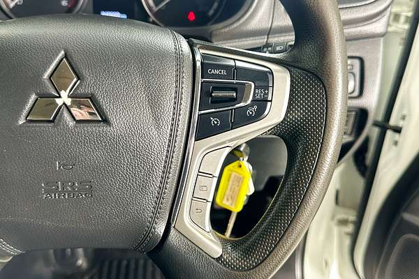 2022 Mitsubishi TRITON GLX (4x4) MR MY22 4X4