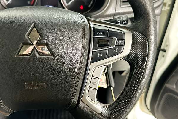 2022 Mitsubishi TRITON GLX (4x4) MR MY22 4X4