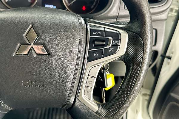 2022 Mitsubishi TRITON GLX (4x4) MR MY22 4X4