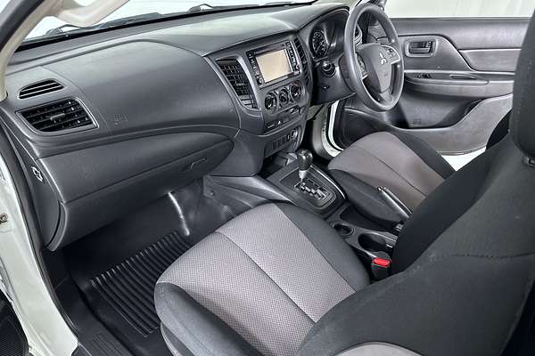2020 Mitsubishi TRITON GLX (4x2) MR MY21 4x2