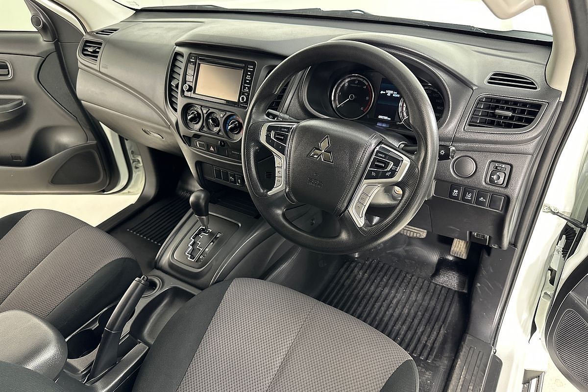 2022 Mitsubishi TRITON GLX (4x2) MR MY22 4x2