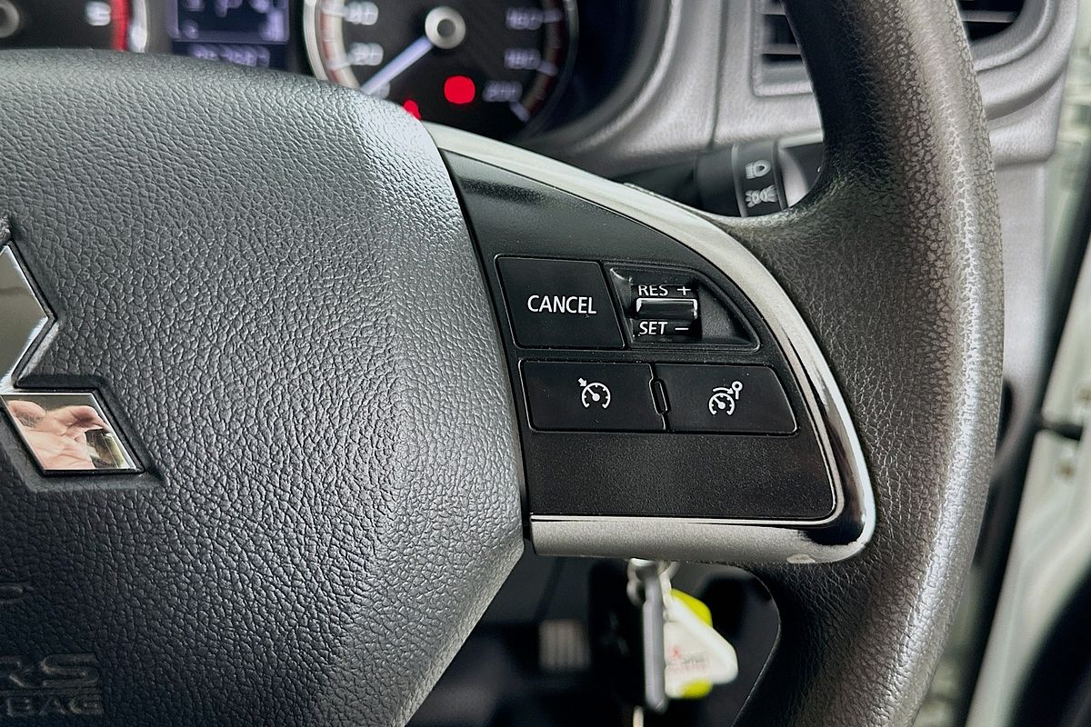 2023 Mitsubishi TRITON GLX (4x2) MR MY23 REAR WHEEL DRIVE