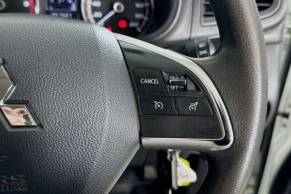 2023 Mitsubishi TRITON GLX (4x2) MR MY23 REAR WHEEL DRIVE